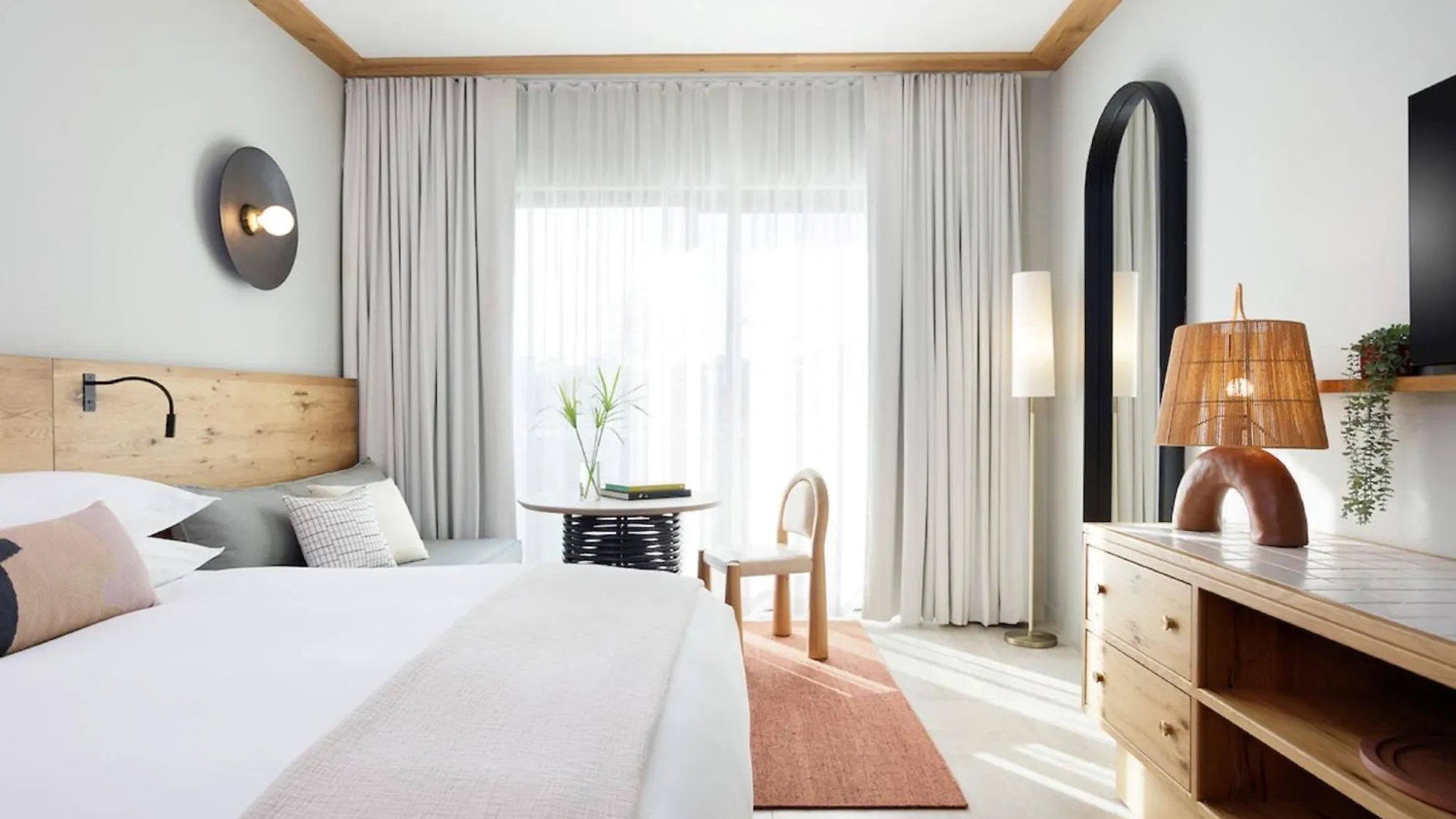 ***  Hotel Indigo Grand Cayman By Ihg West Bay Cayman Islands