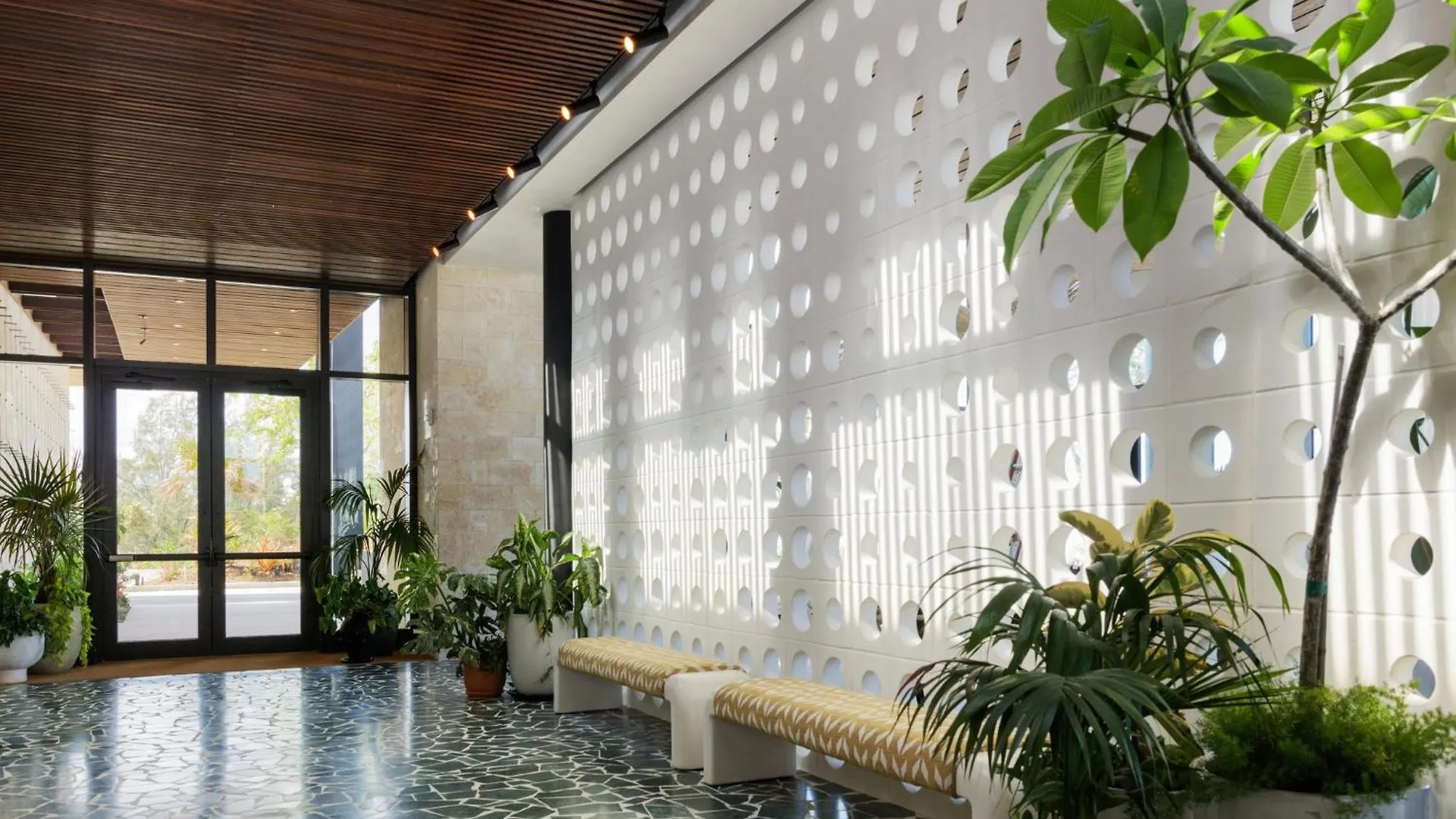 Hotel Indigo Grand Cayman By Ihg West Bay 3*,  Cayman Islands