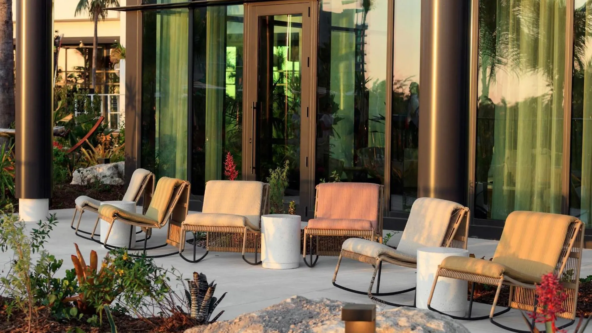 Hotel Indigo Grand Cayman By Ihg West Bay